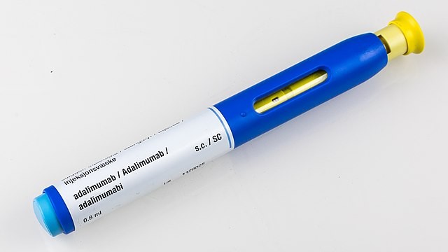 Indikationen für Adalimumab – Anwendung mit Autoinjektor (Foto)
